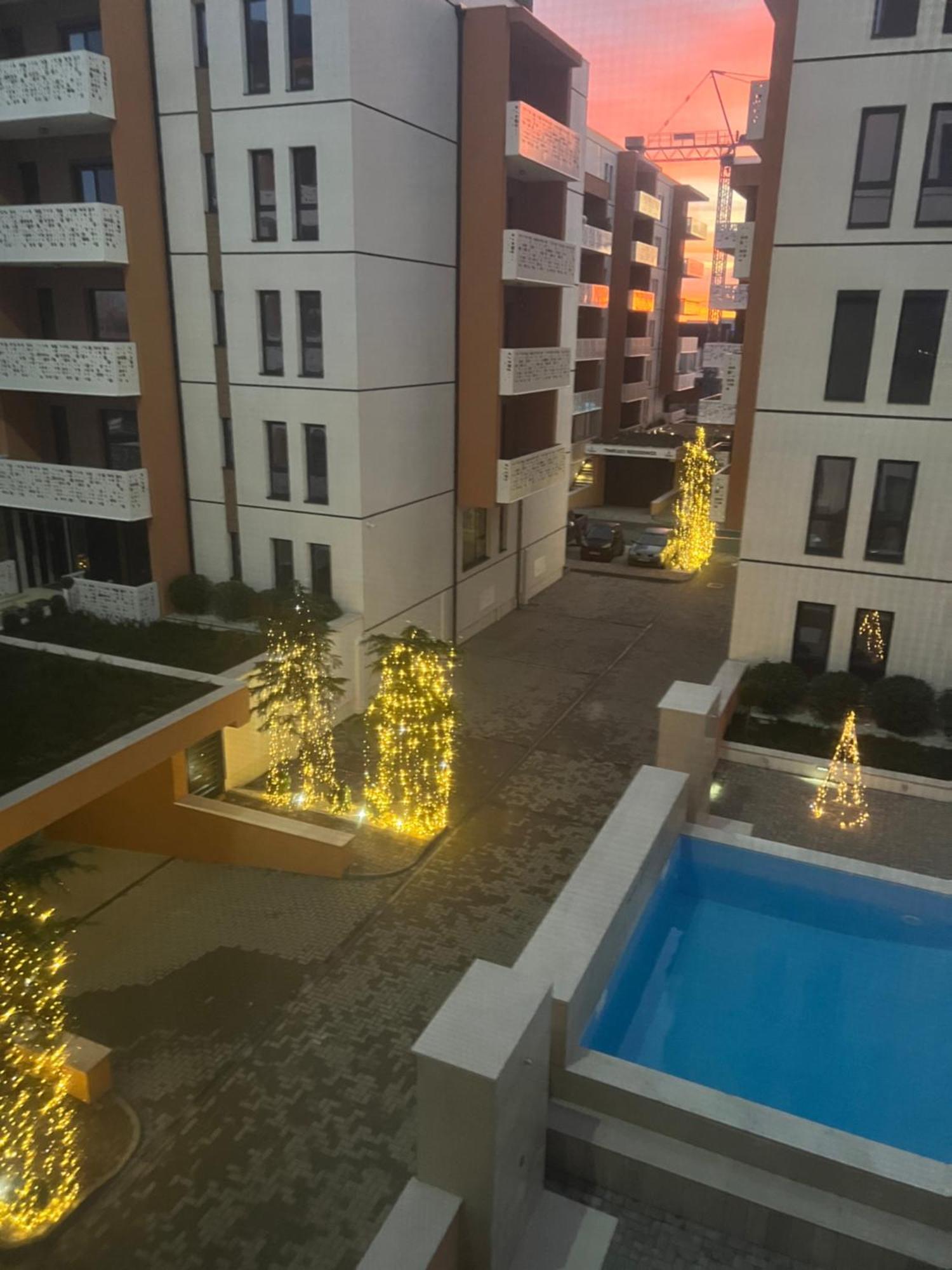 Residence Future Delux IV Giroc Bagian luar foto